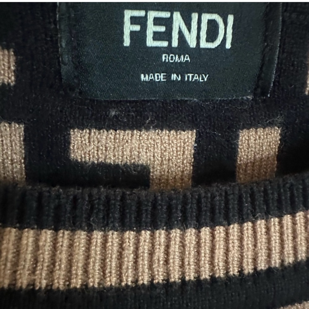 Fendi Beige and Black FF Jacquard Crewneck Sweater - Picture 3 of 4